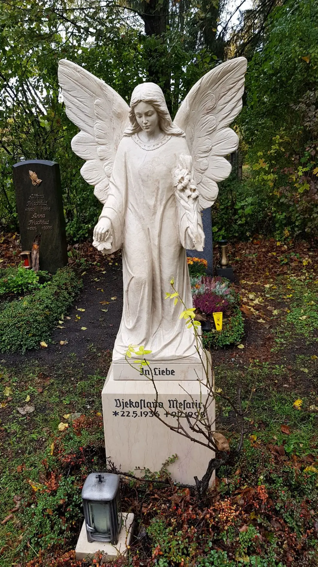 Nachher: Reinigung Engel (Vorderseite)